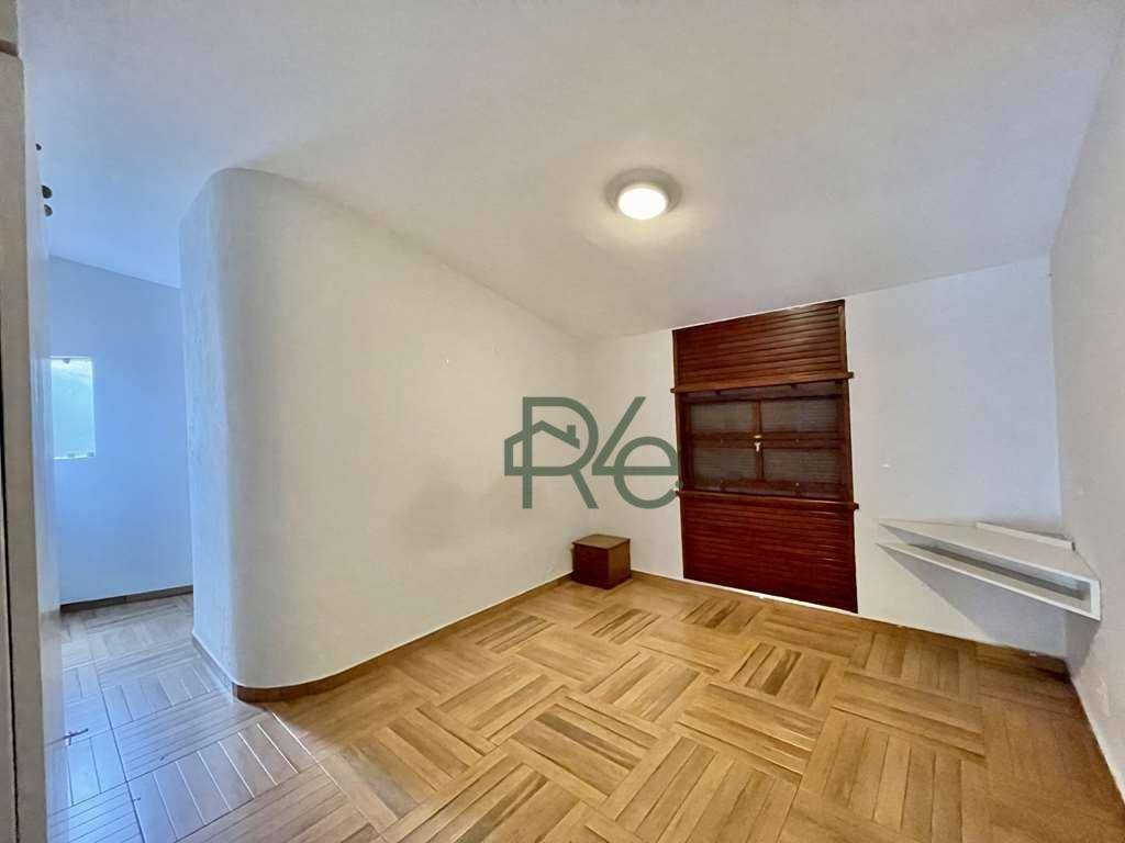 Casa à venda com 4 quartos, 409m² - Foto 25