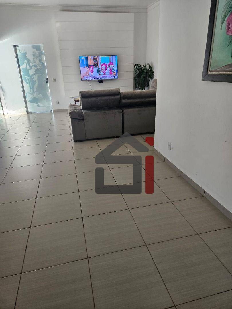 Casa à venda com 4 quartos, 440m² - Foto 3