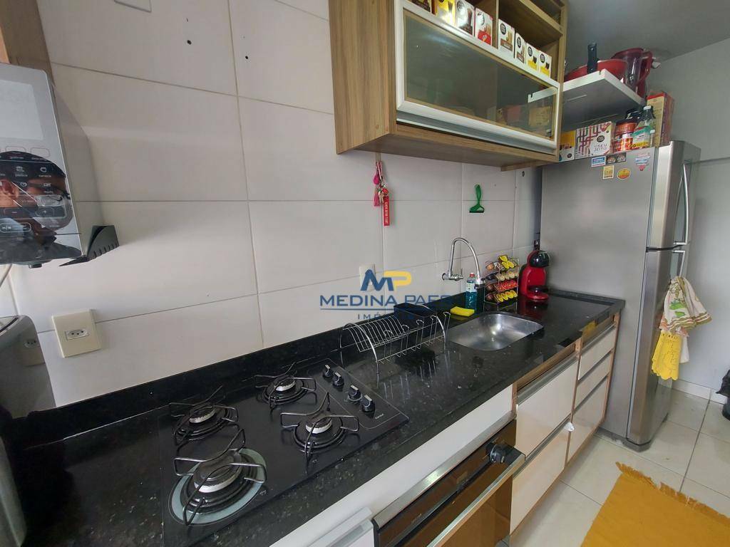 Apartamento à venda com 2 quartos, 60m² - Foto 4