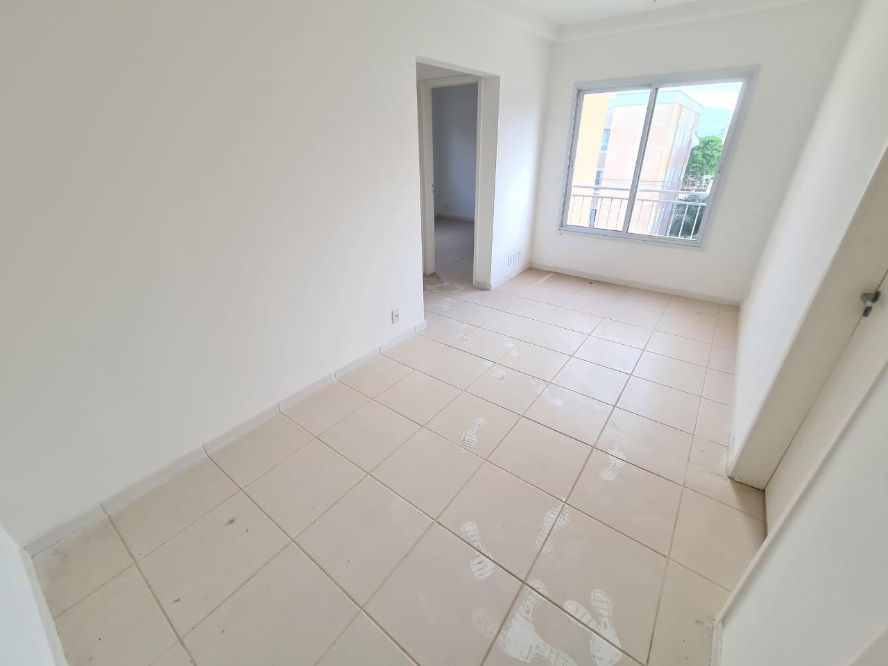 Apartamento à venda com 2 quartos, 48m² - Foto 2