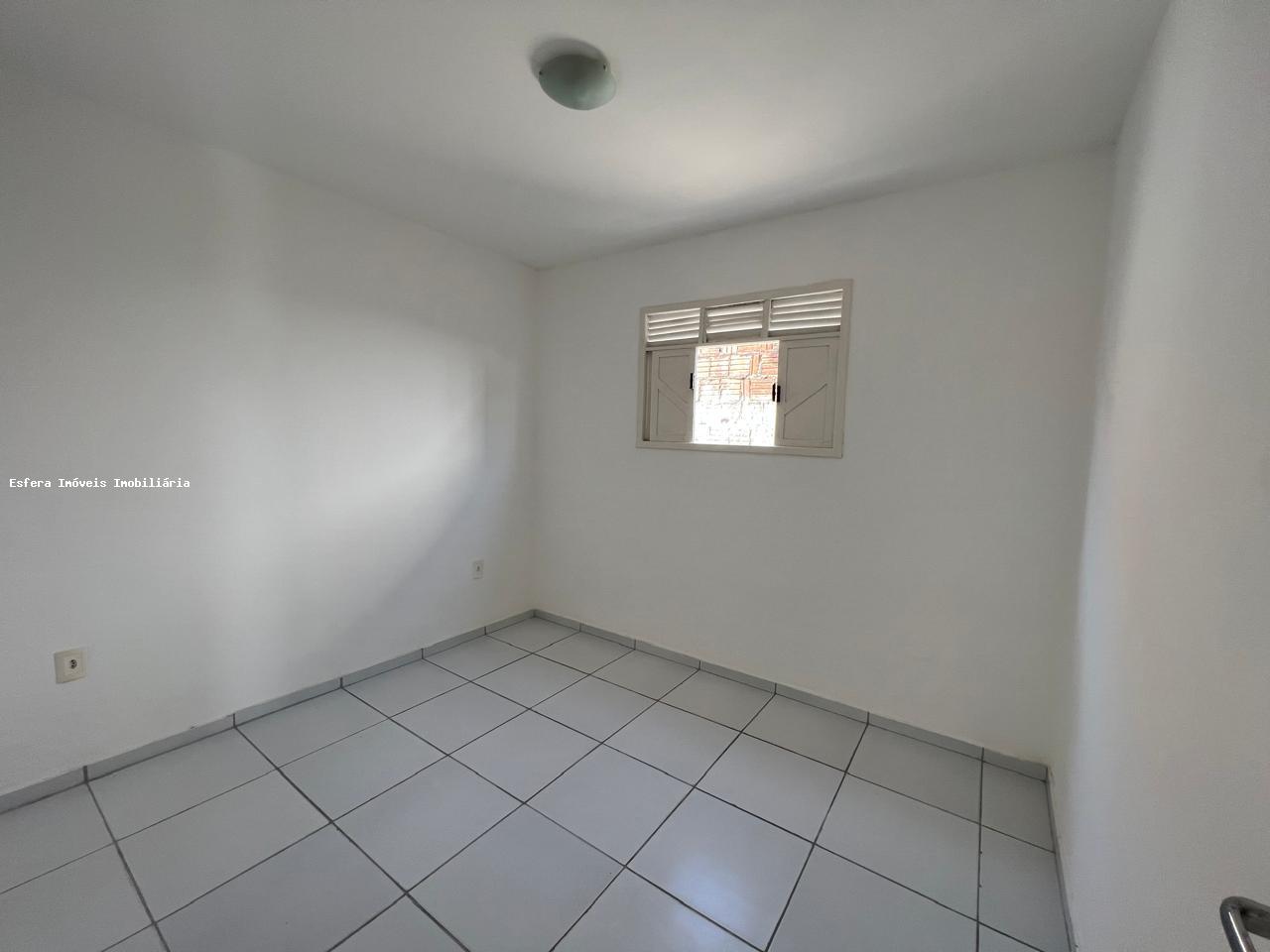 Casa à venda com 2 quartos, 250m² - Foto 6