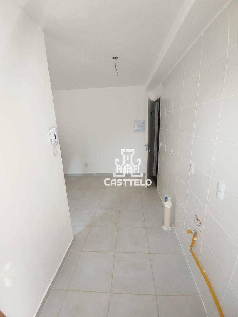 Apartamento para alugar com 2 quartos, 42m² - Foto 4