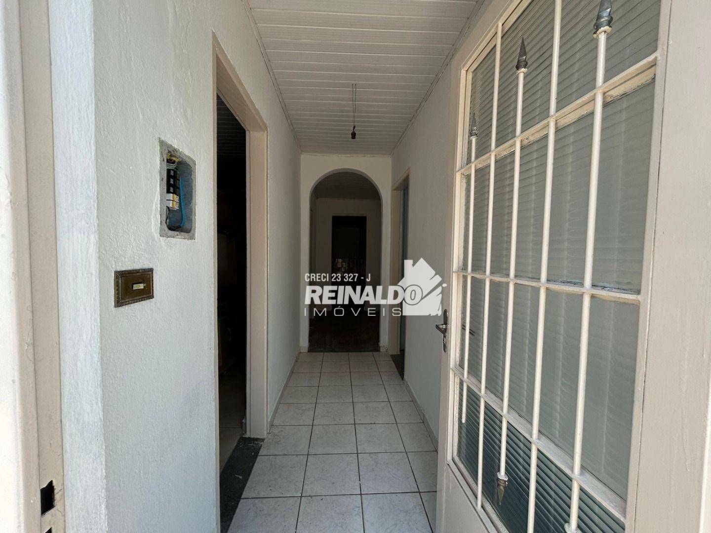 Casa à venda e aluguel com 3 quartos, 150m² - Foto 15