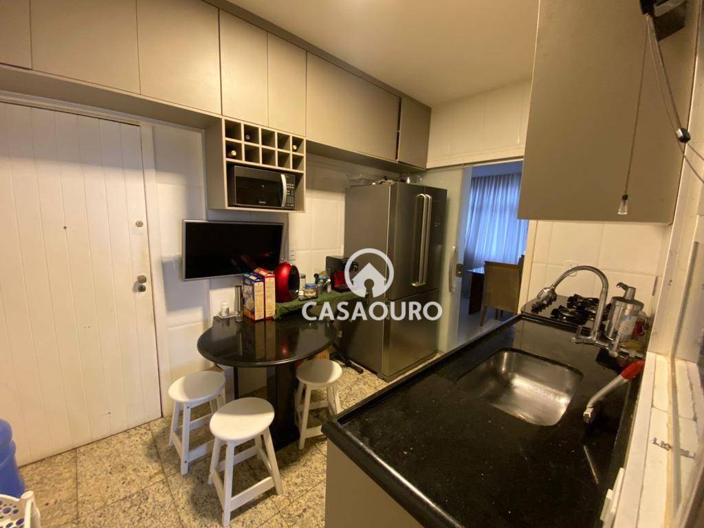 Apartamento à venda com 3 quartos, 115m² - Foto 16