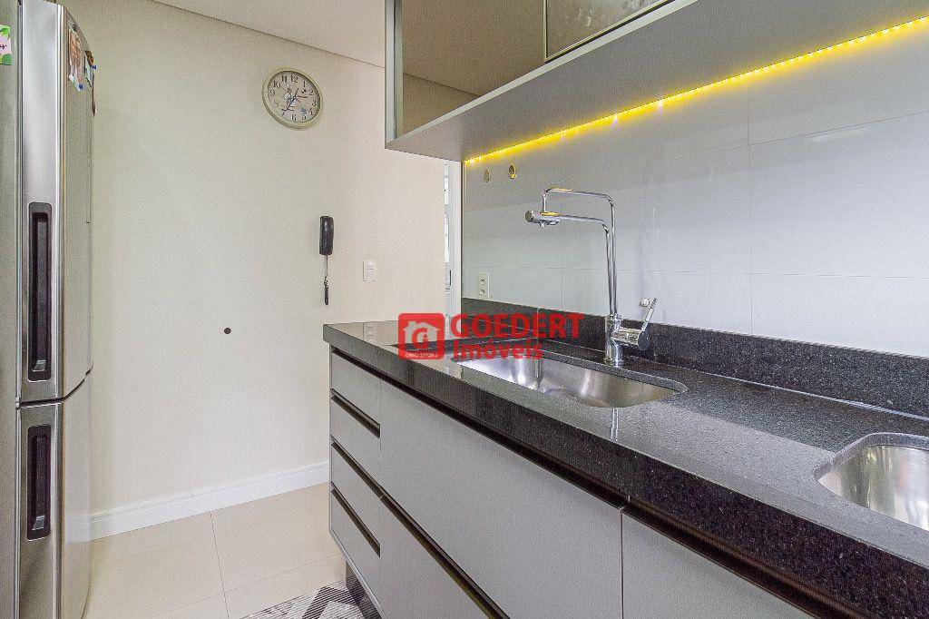 Apartamento à venda com 2 quartos, 44m² - Foto 7