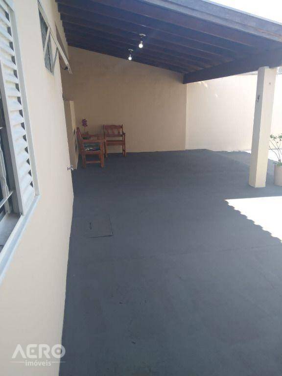 Casa à venda com 2 quartos, 72m² - Foto 18