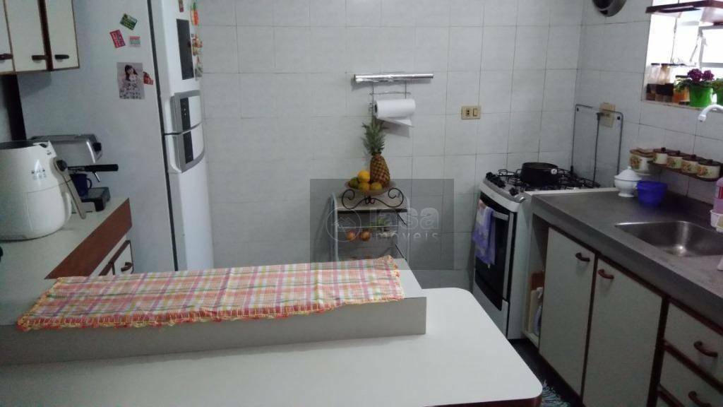 Sobrado à venda com 2 quartos, 90m² - Foto 3