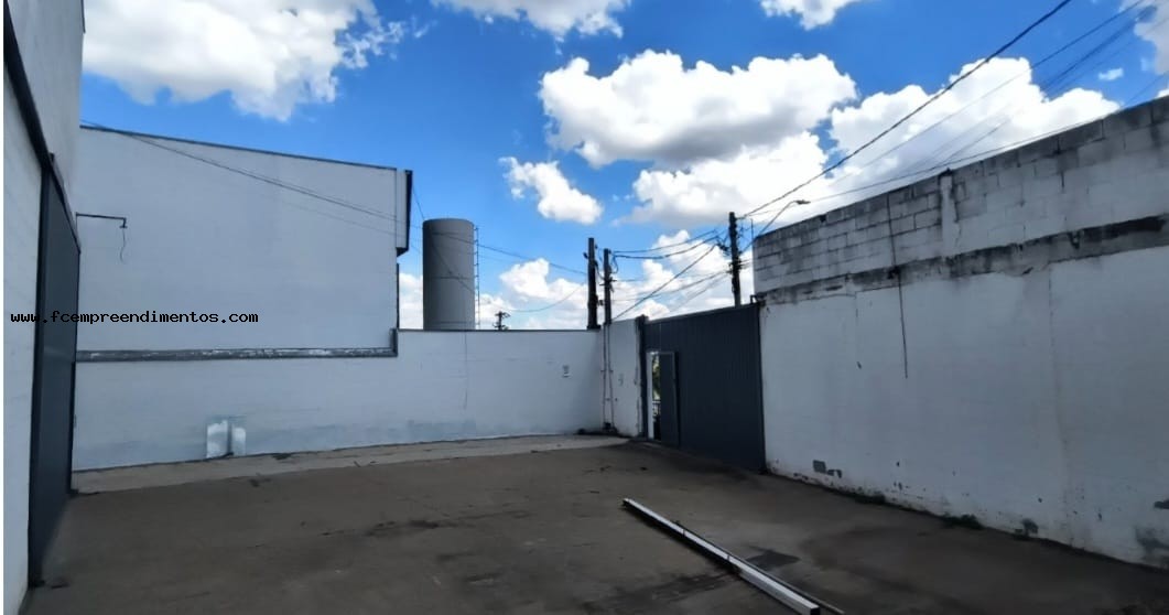 Depósito-Galpão-Armazém para alugar, 897m² - Foto 1