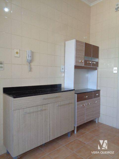 Apartamento para alugar com 2 quartos, 91m² - Foto 19