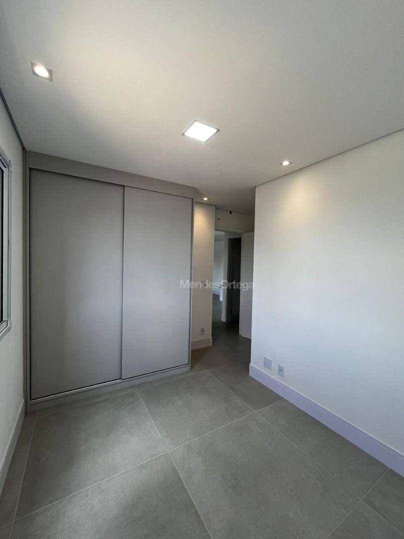 Apartamento para alugar com 2 quartos, 63m² - Foto 6