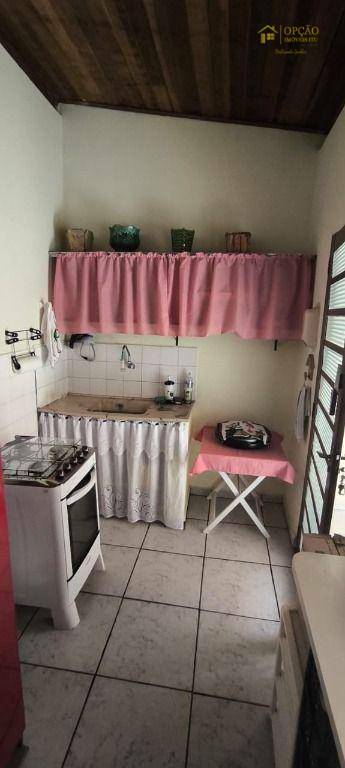 Casa à venda com 3 quartos, 204m² - Foto 21