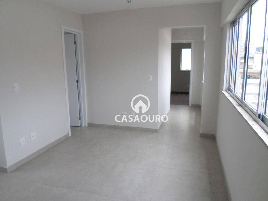 Apartamento à venda com 2 quartos, 68m² - Foto 2