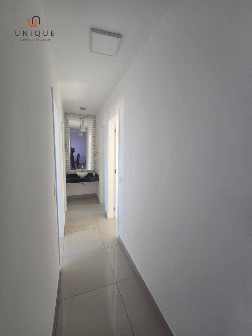Apartamento para alugar com 3 quartos, 85m² - Foto 11