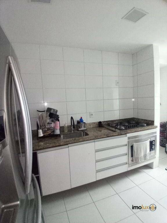 Apartamento à venda com 3 quartos, 96m² - Foto 14