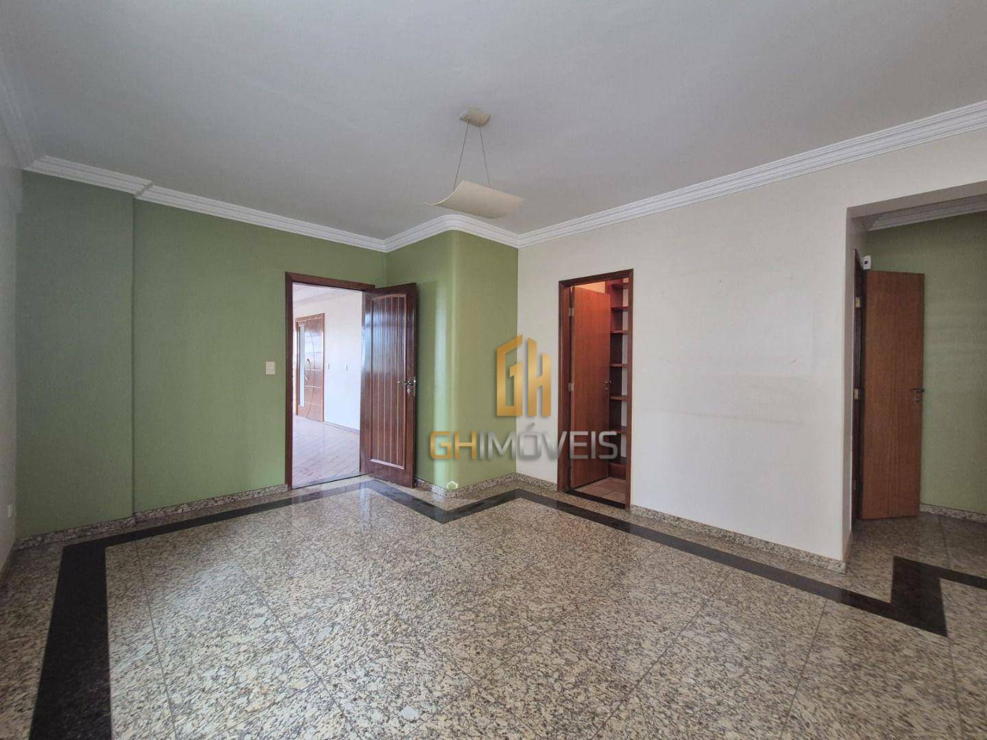 Apartamento à venda com 4 quartos, 252m² - Foto 25