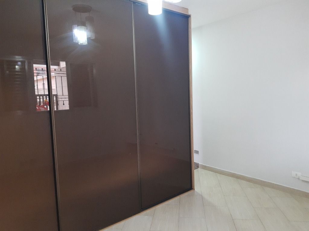 Sobrado à venda com 4 quartos, 250m² - Foto 25