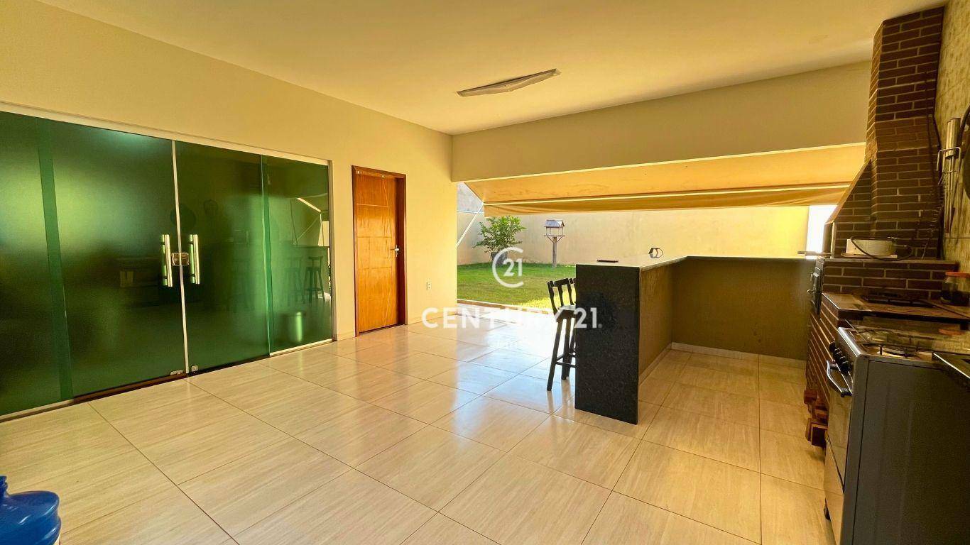 Casa à venda com 3 quartos, 432M2 - Foto 2