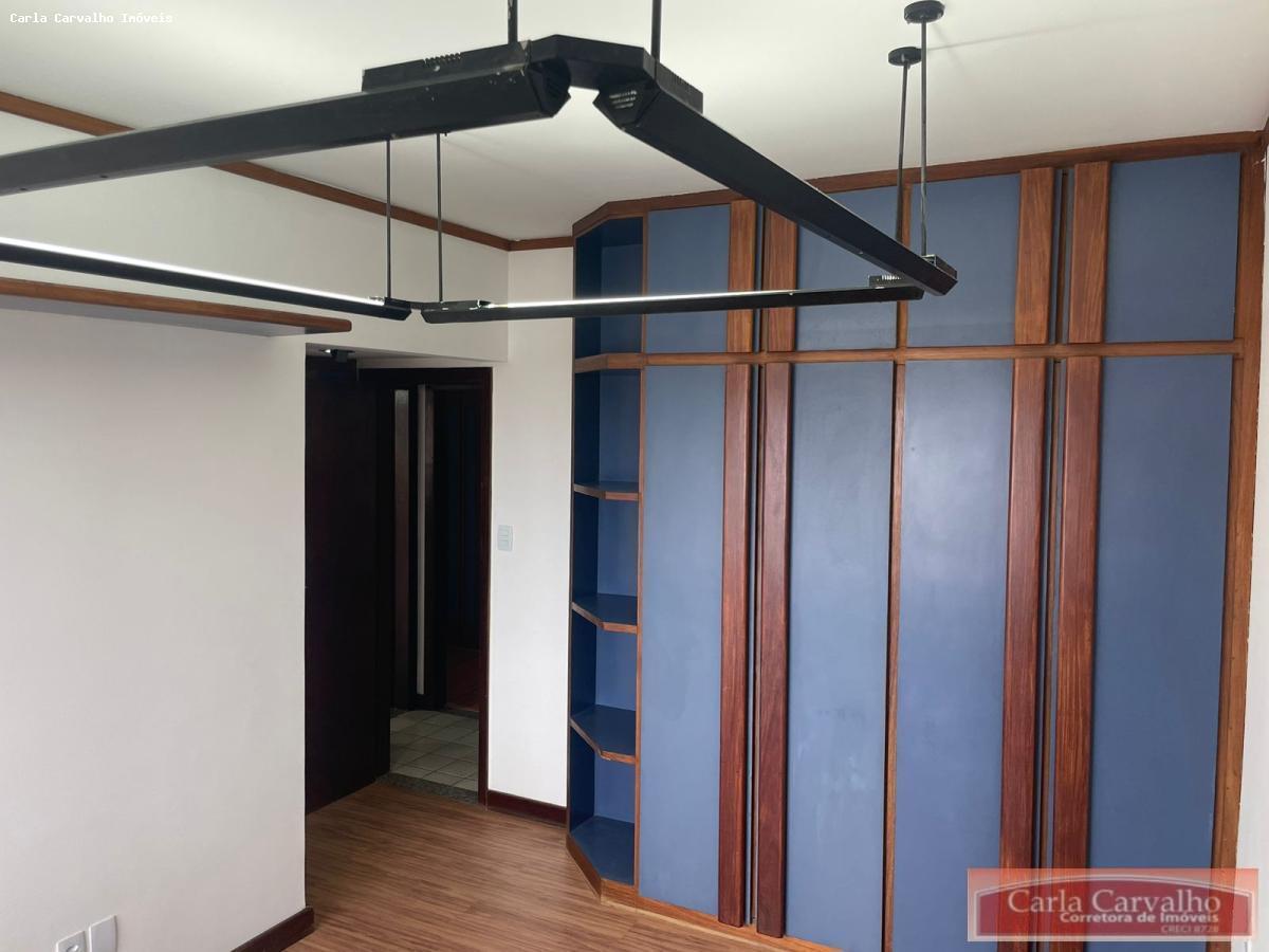 Apartamento à venda com 4 quartos, 242m² - Foto 4