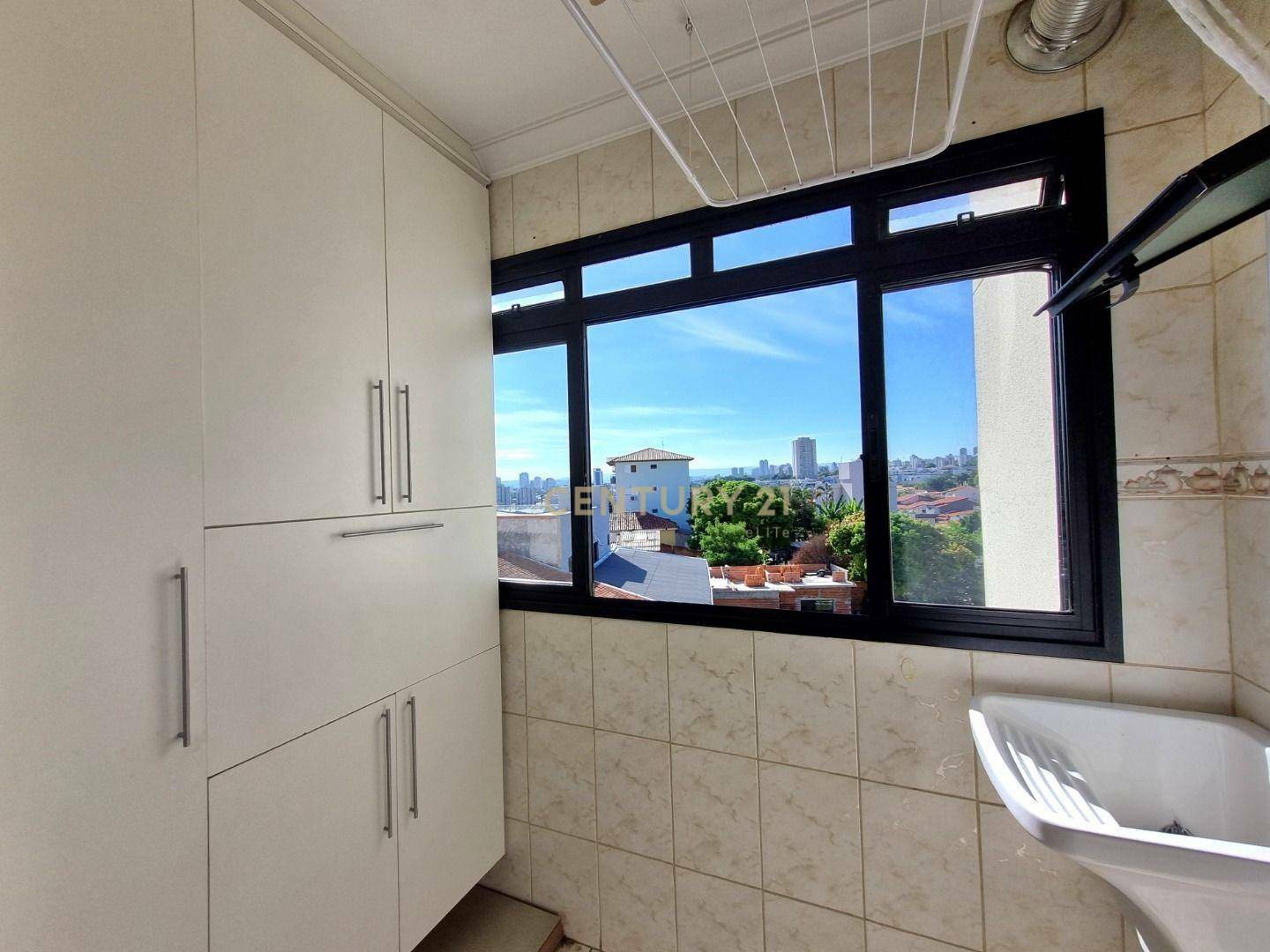 Apartamento para alugar com 2 quartos, 65m² - Foto 13