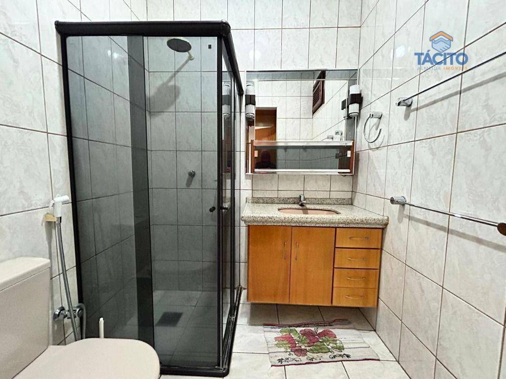 Casa à venda com 5 quartos, 284m² - Foto 7