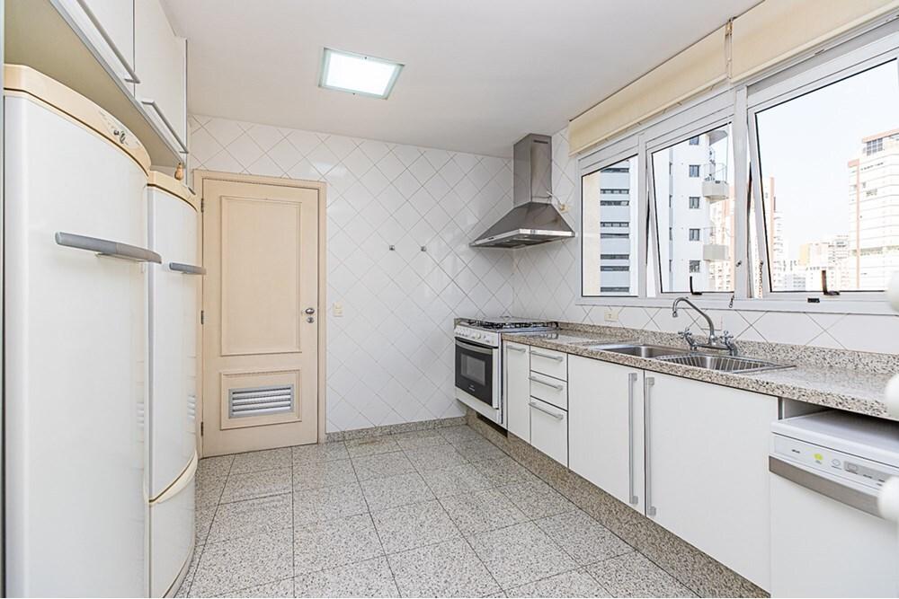 Apartamento à venda com 5 quartos, 340m² - Foto 20