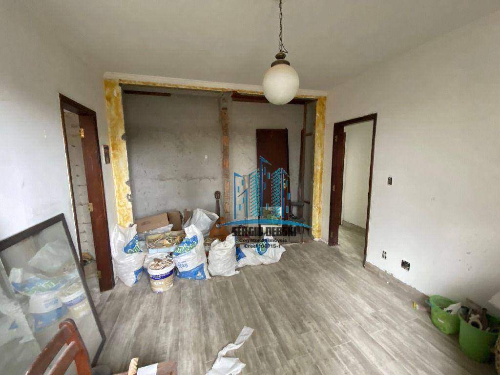 Apartamento à venda com 3 quartos, 127m² - Foto 1