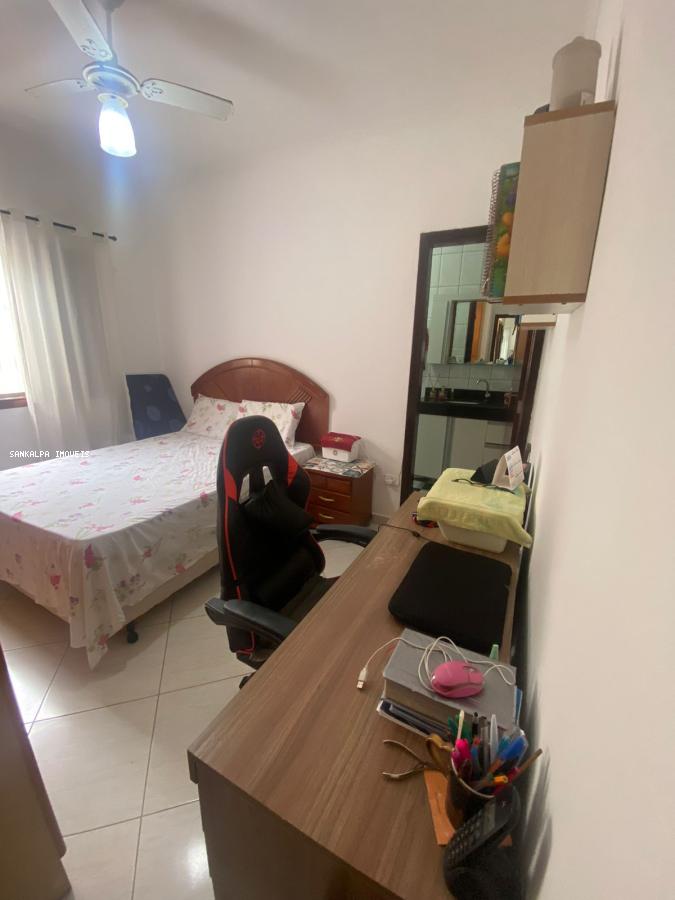 Casa à venda com 2 quartos, 75m² - Foto 12