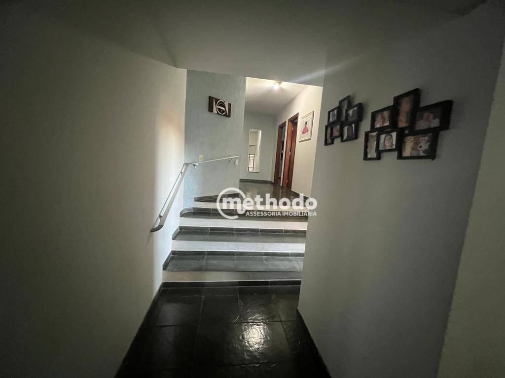 Casa à venda com 3 quartos, 250m² - Foto 11