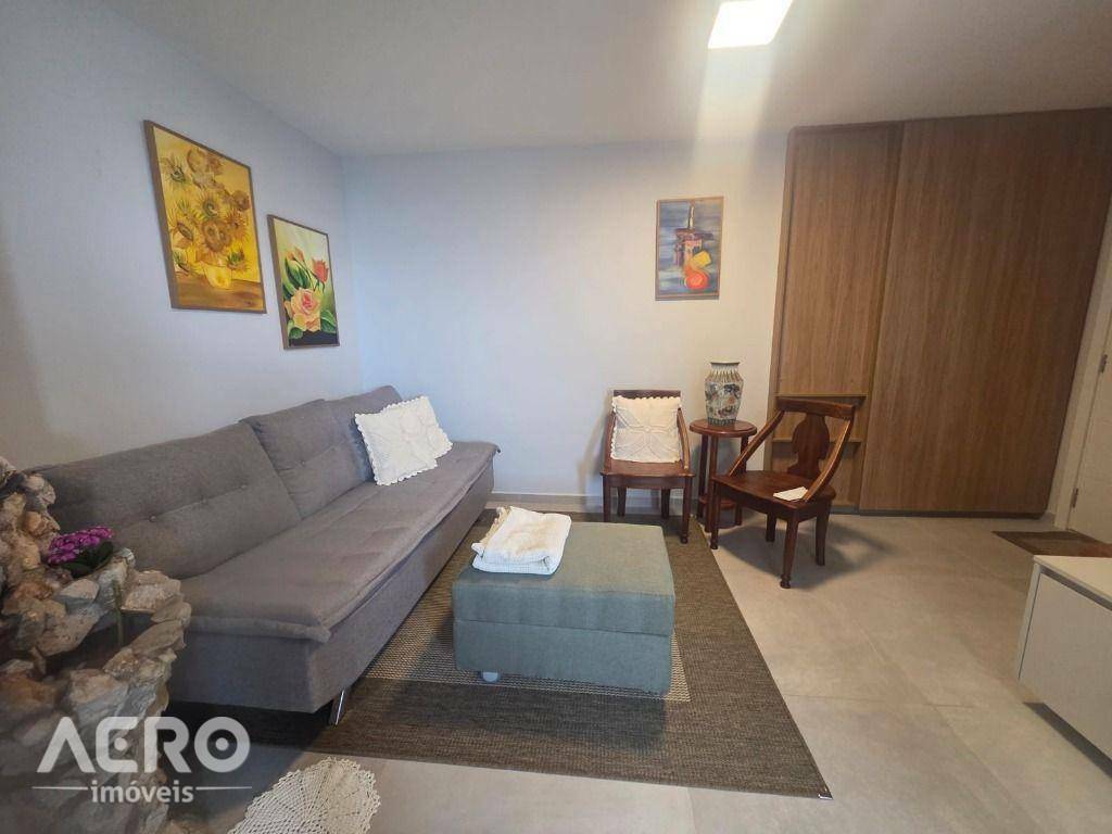 Apartamento, 3 quartos, 76 m² - Foto 4
