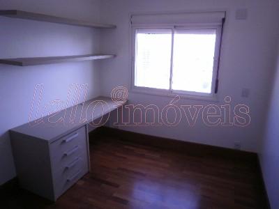 Apartamento para alugar com 3 quartos, 160m² - Foto 9