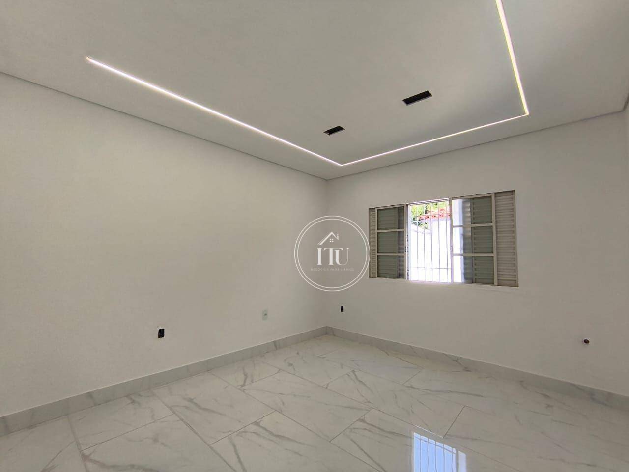 Casa para alugar com 5 quartos, 60m² - Foto 15