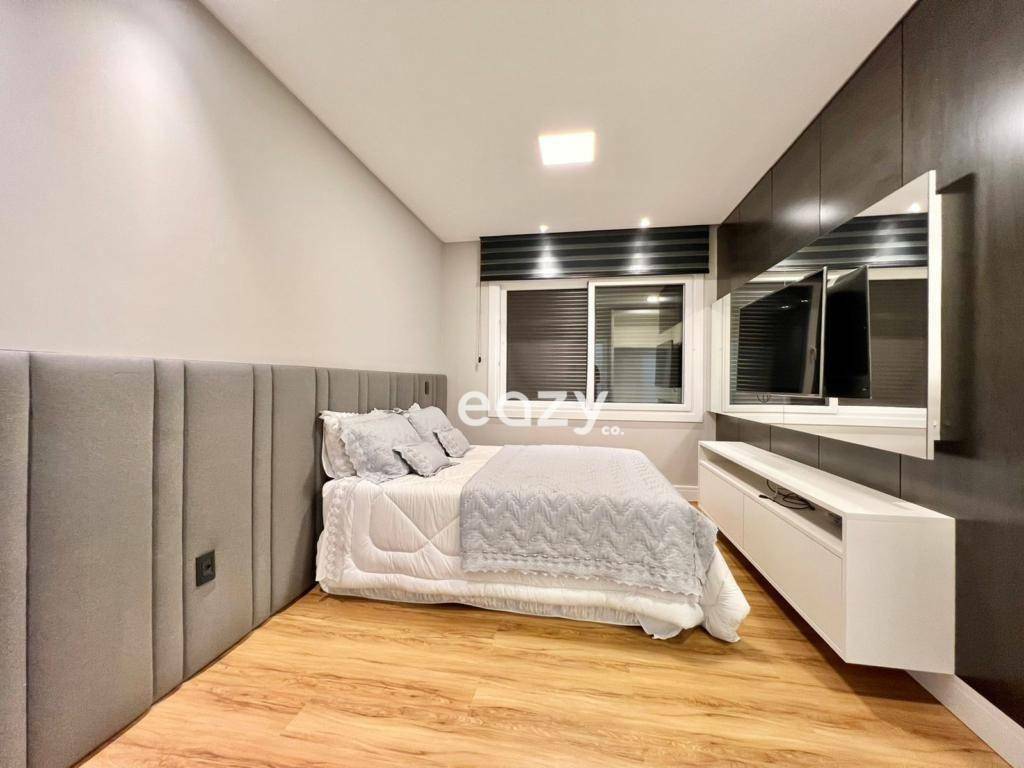 Sobrado à venda com 4 quartos, 405m² - Foto 17