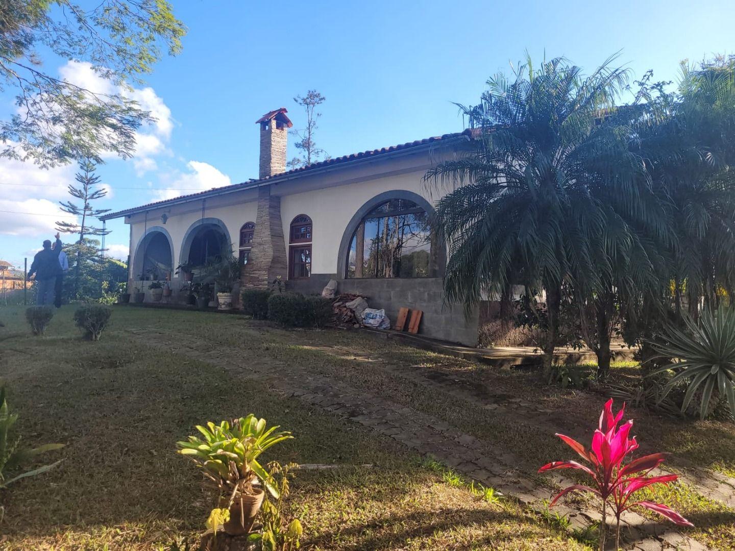 Fazenda à venda com 4 quartos, 288m² - Foto 1