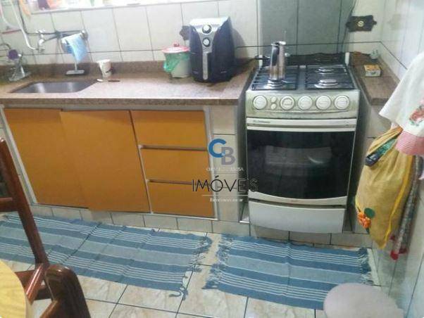 Sobrado à venda com 4 quartos, 200m² - Foto 5