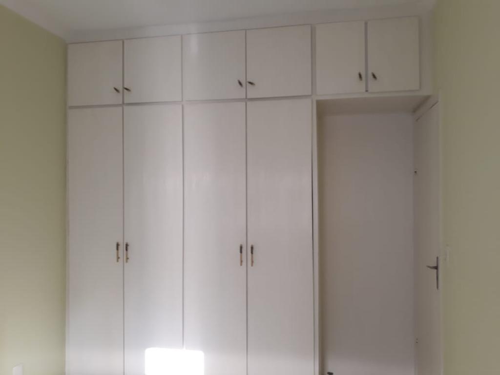 Apartamento à venda com 2 quartos, 75m² - Foto 9