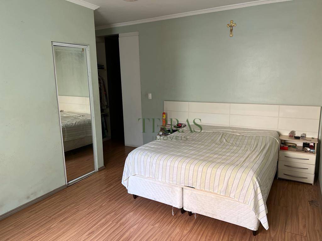 Casa de Condomínio à venda com 4 quartos, 250m² - Foto 8