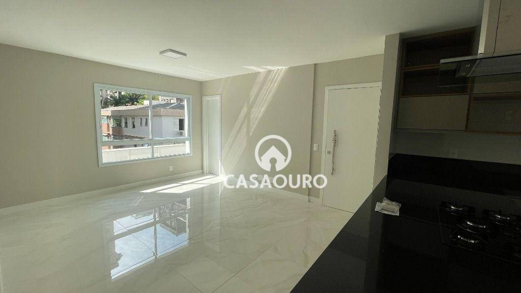 Apartamento para alugar com 3 quartos, 115m² - Foto 12