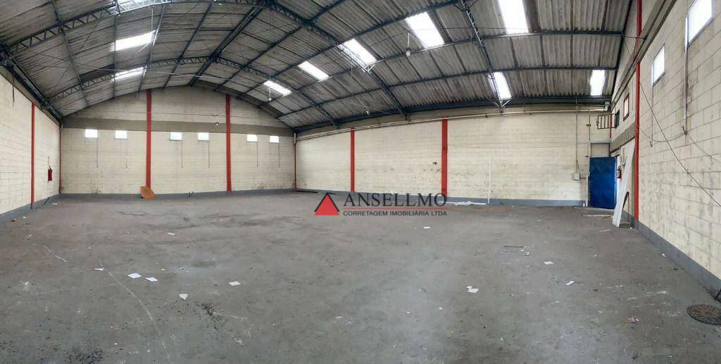 Depósito-Galpão-Armazém para alugar, 750m² - Foto 3
