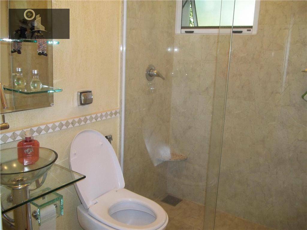 Casa de Condomínio à venda com 4 quartos, 360m² - Foto 17