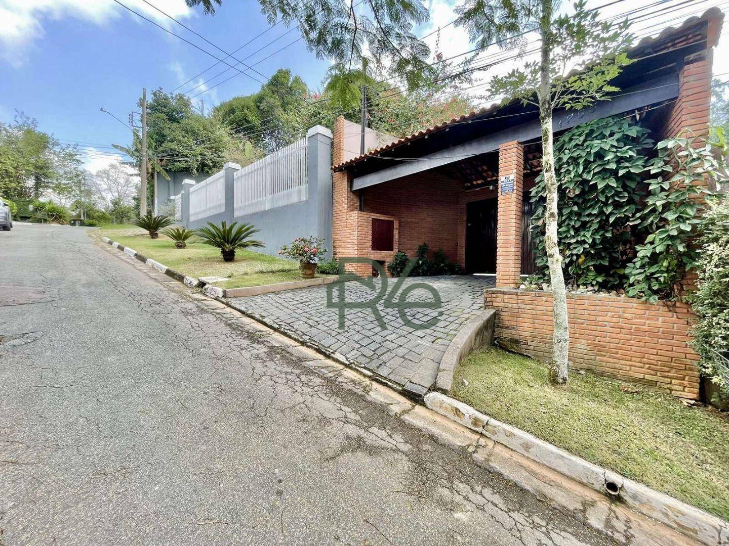 Casa de Condomínio à venda e aluguel com 3 quartos, 321m² - Foto 2