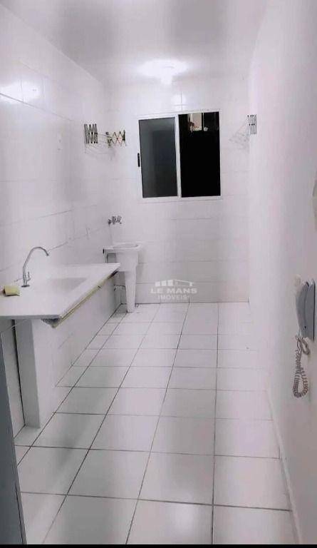 Apartamento à venda com 2 quartos, 44m² - Foto 18