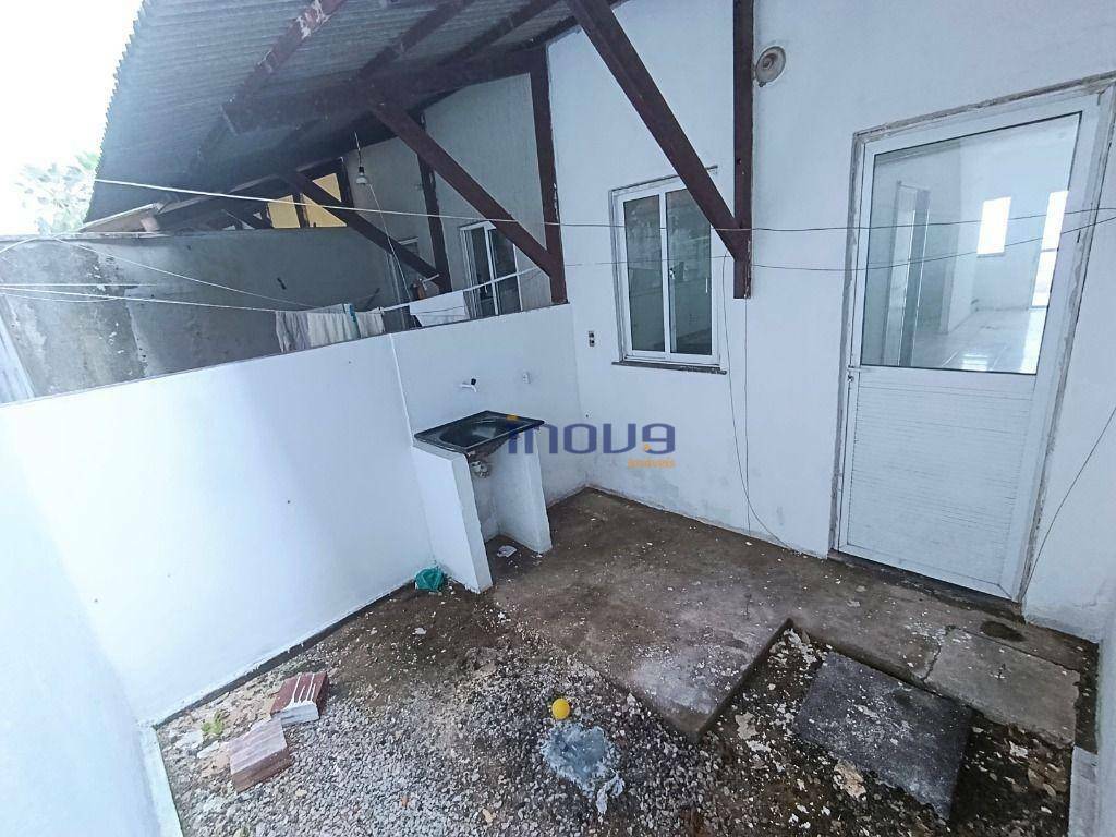 Casa à venda e aluguel com 2 quartos, 76m² - Foto 11