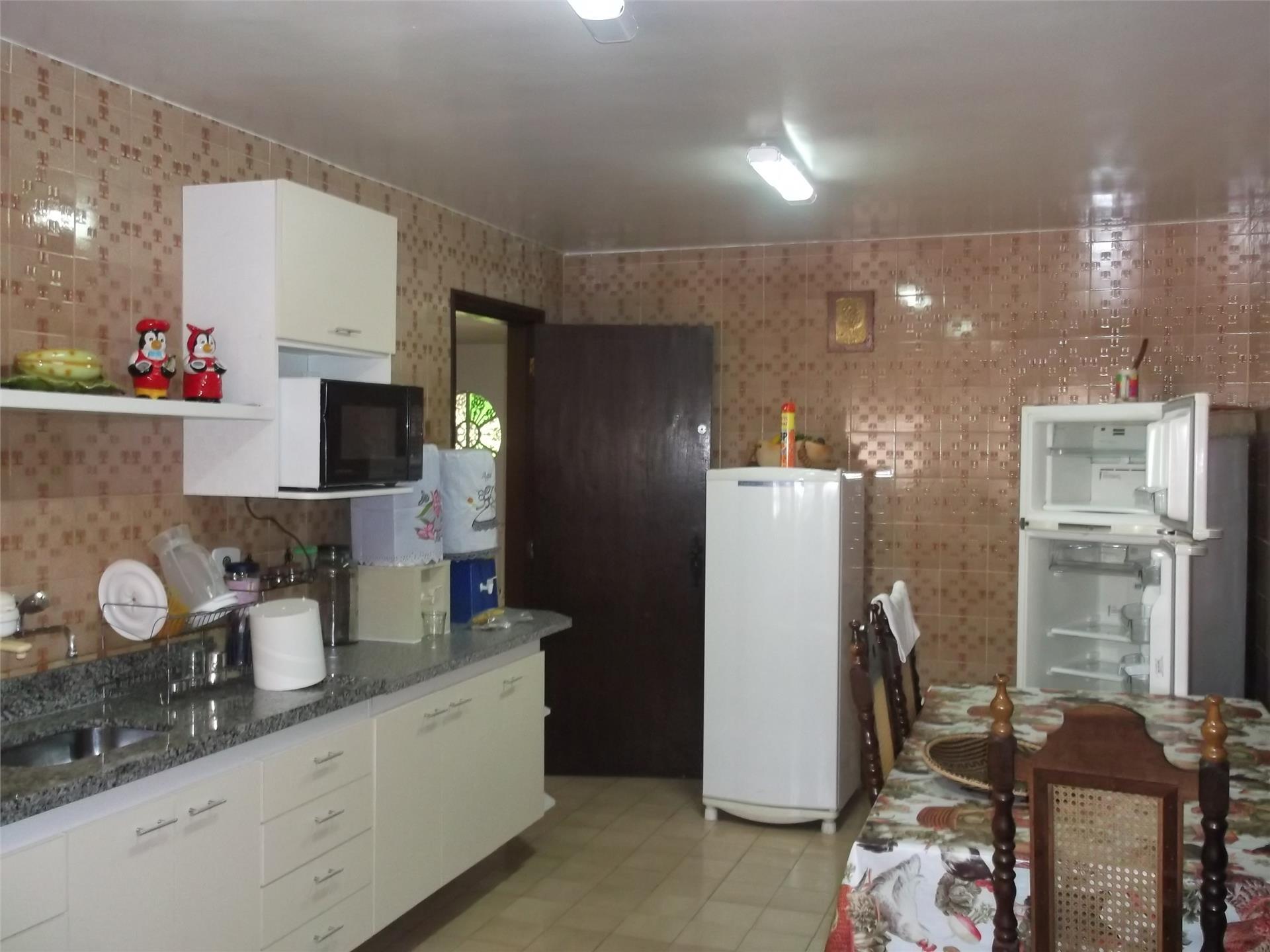 Chácara à venda com 4 quartos, 394m² - Foto 8