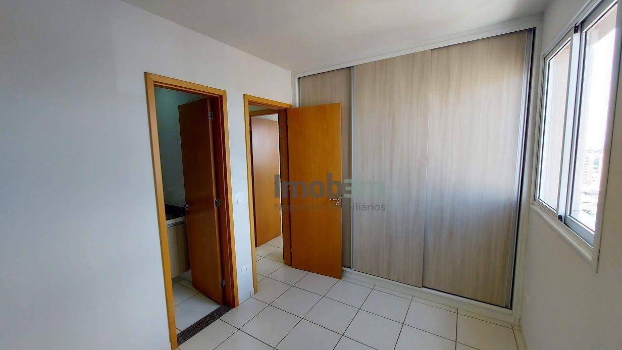 Apartamento à venda com 2 quartos, 70m² - Foto 18