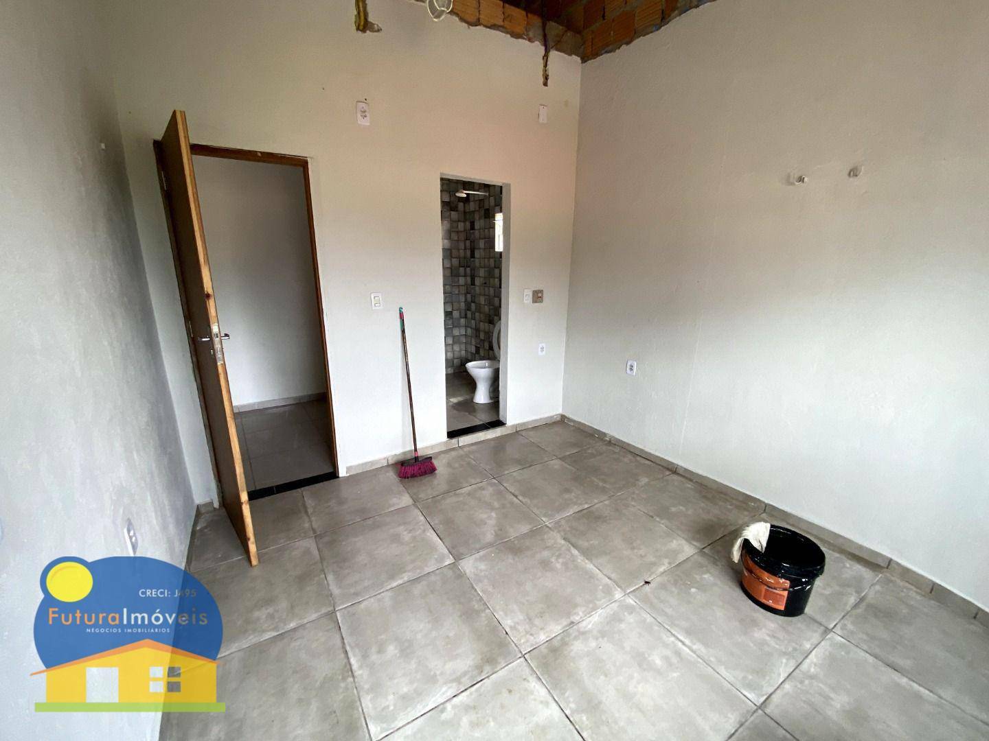 Casa à venda e aluguel com 3 quartos, 60m² - Foto 30