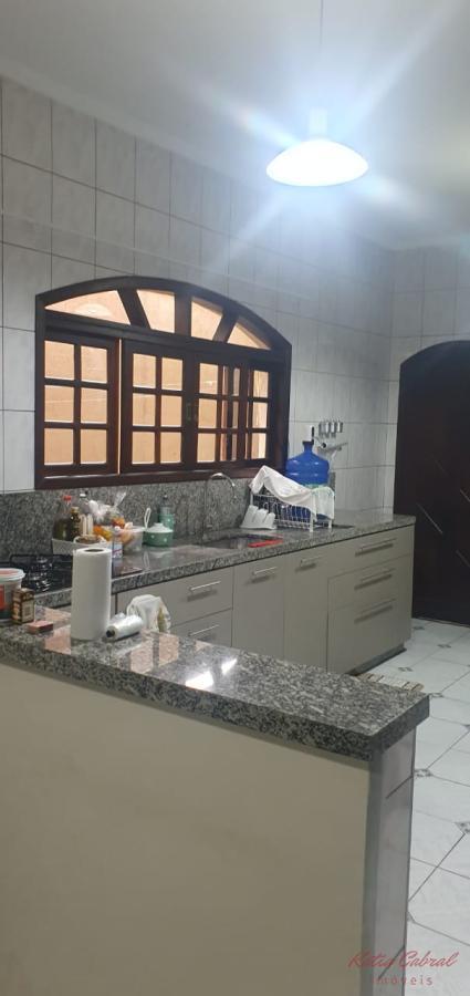 Sobrado à venda com 3 quartos, 226m² - Foto 8