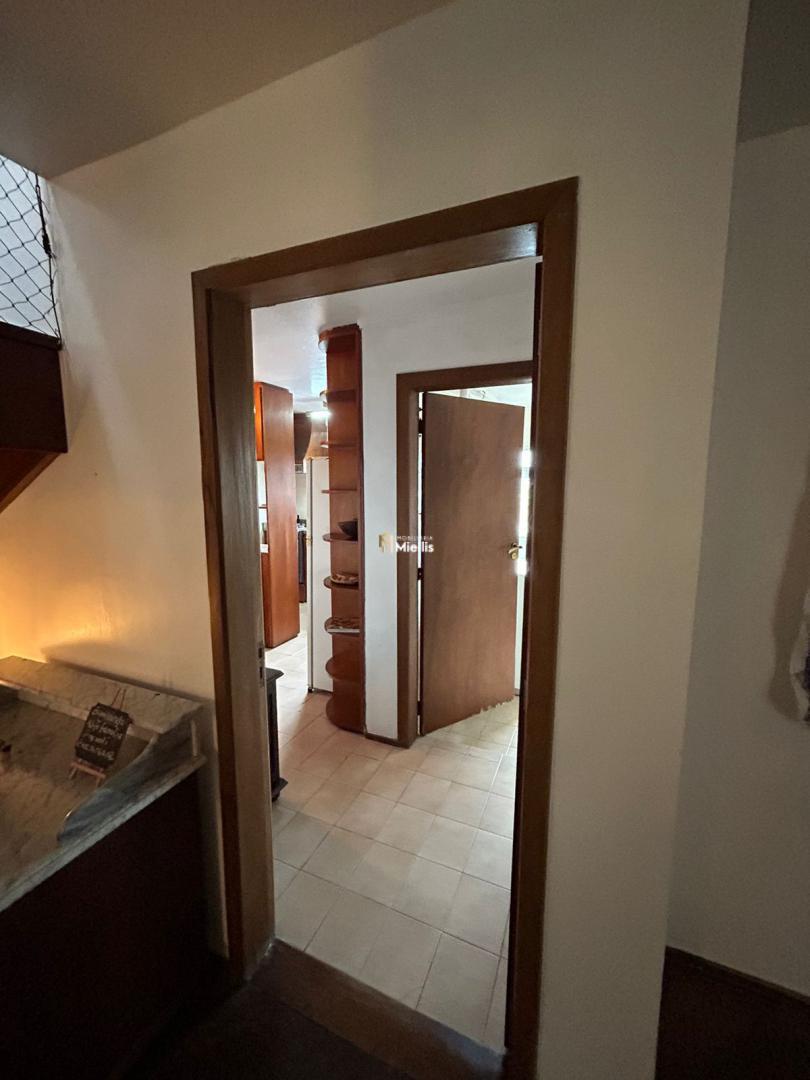 Cobertura à venda e aluguel com 3 quartos, 234m² - Foto 20