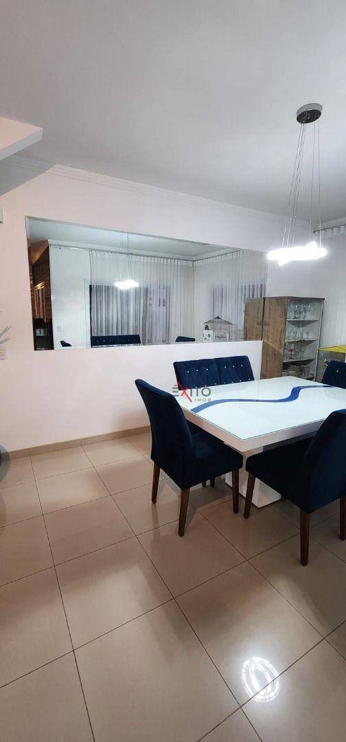 Casa de Condomínio à venda com 4 quartos, 240m² - Foto 21