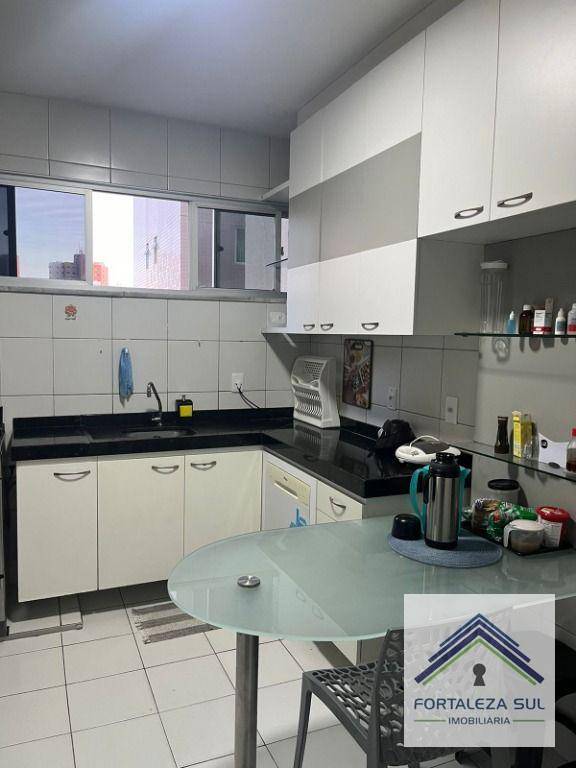 Apartamento à venda com 3 quartos, 101m² - Foto 19