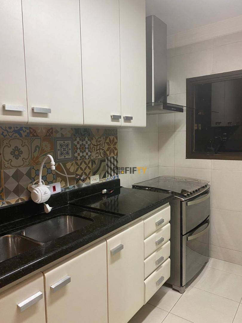 Apartamento à venda e aluguel com 3 quartos, 180m² - Foto 13